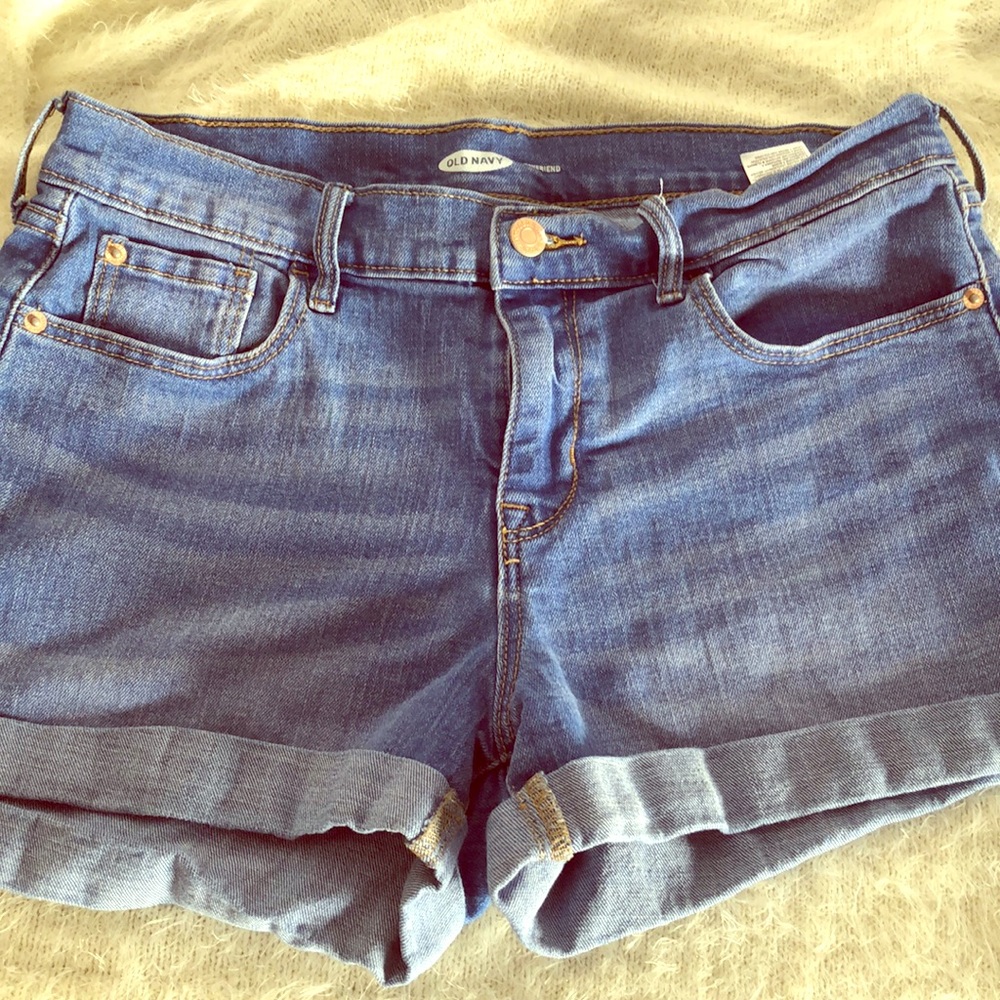 Blue Jean Old Navy Shorts. 🔥